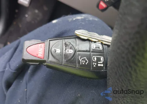 2013 Dodge Grand Caravan Sxt из США, поврежденный, VIN 2C4RDGCGXDR663228